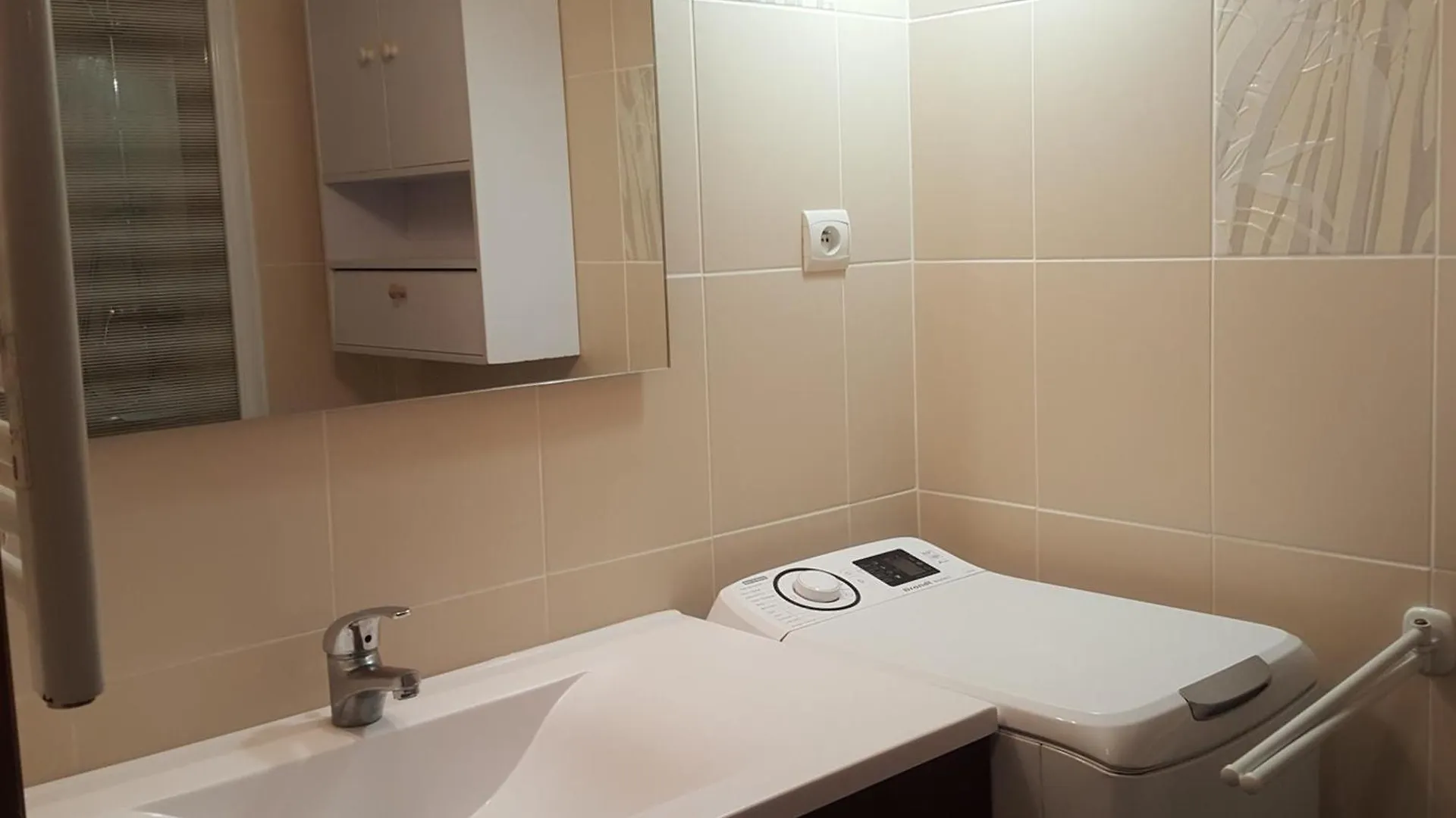 Apartment Studio Au Dernier Etage Avec Balcon, Wifi Et Parking A Brides-Les-Bains - Fr-1-512-276 France